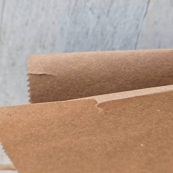 NWT L.L. Bean Boat And Tote Charm Key Chain And Be An Outsider Sticker - Picture 5 of 10